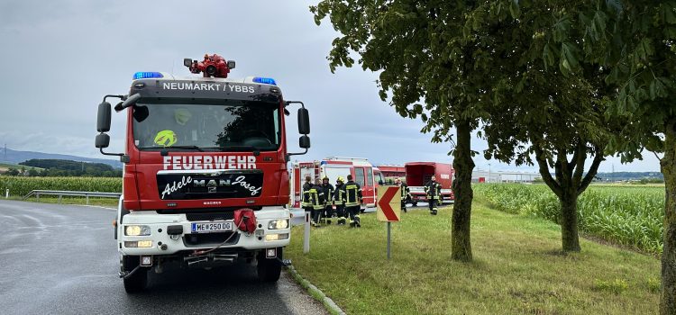 Verkehrsunfall – Kollision zwischen Bus und PKW Verkehrsunfall – Kollision zwischen Bus und PKW