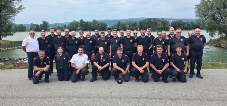 Ausbildung auf der Donau – Wasserdienstkurs in Sarling